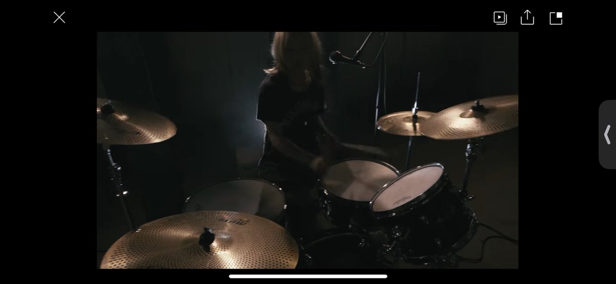 StudioPopcorn1's tweet photo. Studio PopcornにてMV制作しました！

明日は鬱な月曜日という曲名なんで、日曜日の夜に見てください！

🎥https://t.co/zZEvPU07sr

#ジャストリブート #明日は鬱な月曜日 #MV制作 https://t.co/NiDZA0ot74