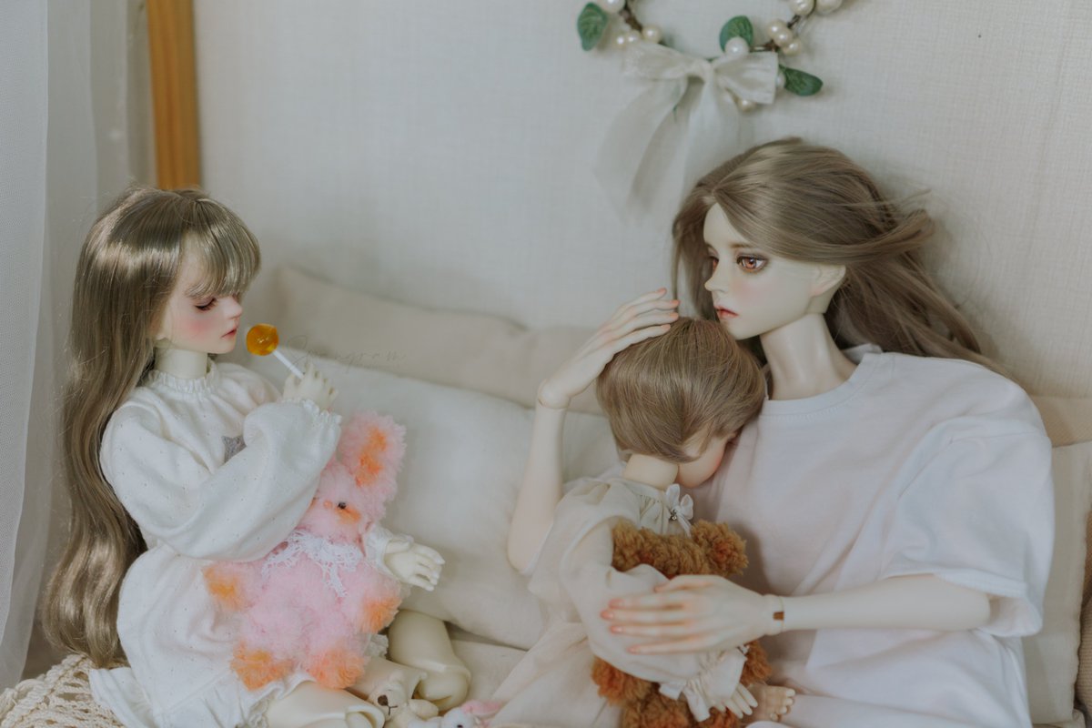 swan_vn's tweet image. #WD_Family

시-러 😛
.. 😟😣😭

결국 또 동생을 울리는 누나입니다 😔