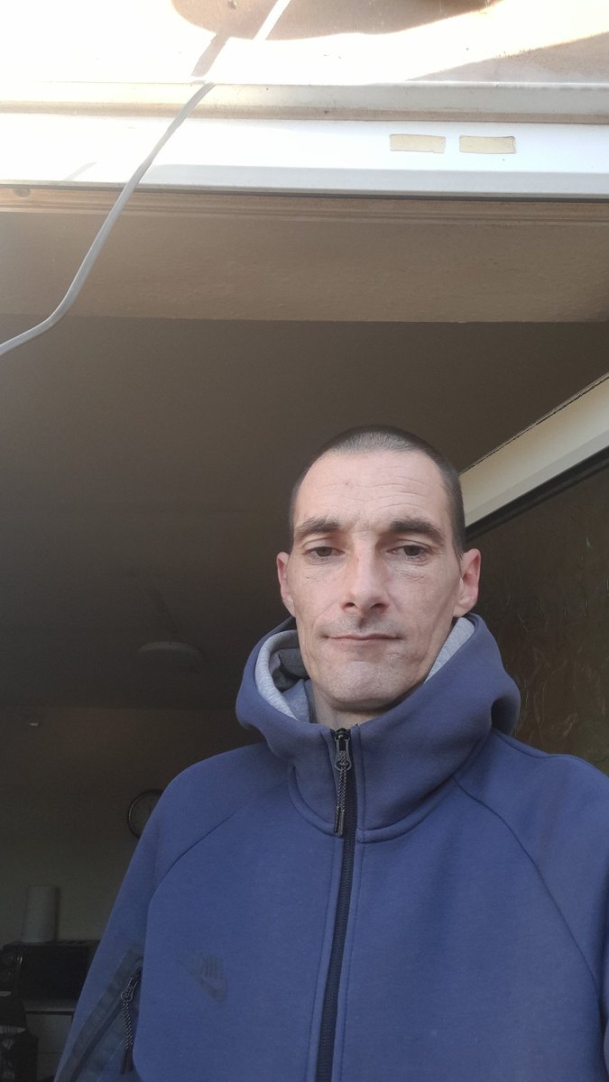 Jamie Elson tweet media