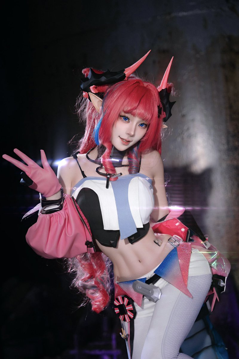 juanguoguo's tweet photo. 我要玩！终末地！
#明日方舟終末地 #終末地
#伊馮 #cosplay #アークナイツエンドフィールド 
#ArknightsEndfield #コスプレ https://t.co/tvDN5UO3dZ