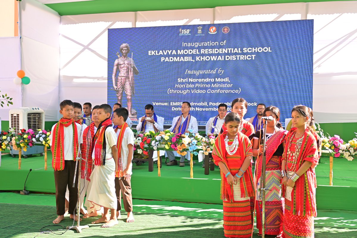 dmkhowai's tweet image. EMRS Padmabil, Khowai inaugurated by Hon’ble PM Narendra Modi (virtual). Hon’ble MLA Ramchandraghat, Chairman BAC, ADM &amp;amp; Collector Khowai and others attended.

#EMRS #Khowai #Tripura