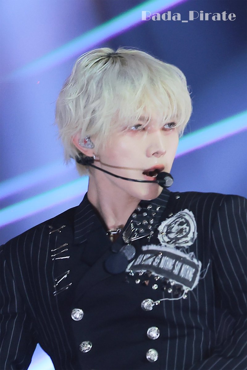 Bada_Pirate's tweet image. 251114 #KGMA
-  

#ATEEZ #에이티즈 #YEOSANG #여상