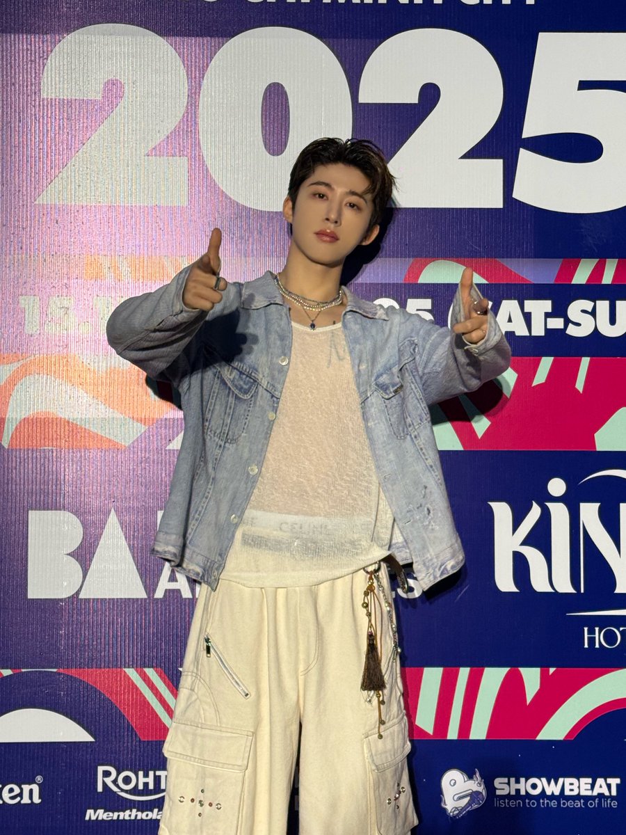 BI_131official's tweet image. #bcut
베트남 워터밤 페스티벌 성황리에 완료😎
오늘 워터밤 페스티벌 재미있게 즐겨준 🆔들 모두 너무 감사합니다!❤️
투어 공연 이후로 베트남 오게 되었는데 즐거운 추억 같이 만들어줘서 너무 고마워요🫶
남은 공연도 재미있게 즐기고 조심히 들어가요🫂
#BI #비아이 #131LABEL