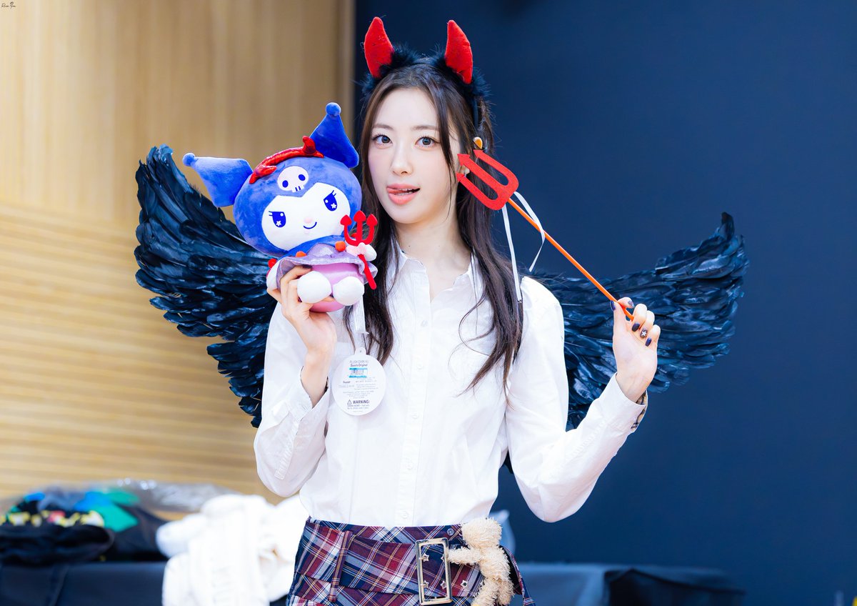 251116 에버라인

#H1KEY #하이키 #RIINA #리이나