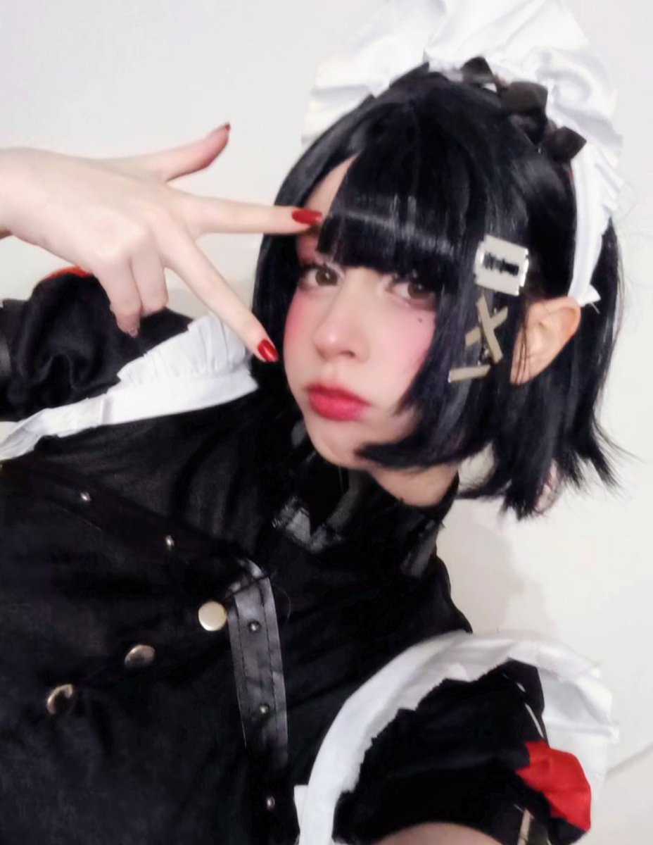 Timely SharkBrella tweet media