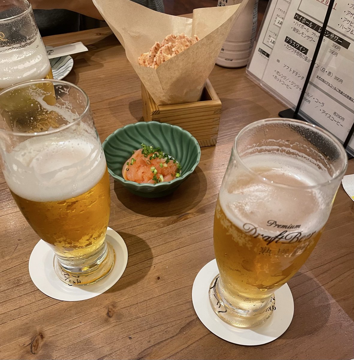mar_o_k_'s tweet photo. 刺身も焼き鳥も餃子もモツ鍋もめんべいも食べた福岡初日。

福岡お弟子同期のアテンドに感謝でございます🙏✨

昼から数人で集まり、夕方に「眠くなってきたねー」と、
それぞれ別のマッサージ店に予約して個人活動、また夕飯に集まるという自由さである🗽 https://t.co/sd0qC2ph9x