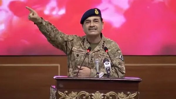 MansurQr's tweet image. #BREAKING Pakistan is a peace-loving nation but never defenseless.

“We will respond to any aggression just as we did in May&quot;.

Field Marshal Asim Munir 🇵🇰