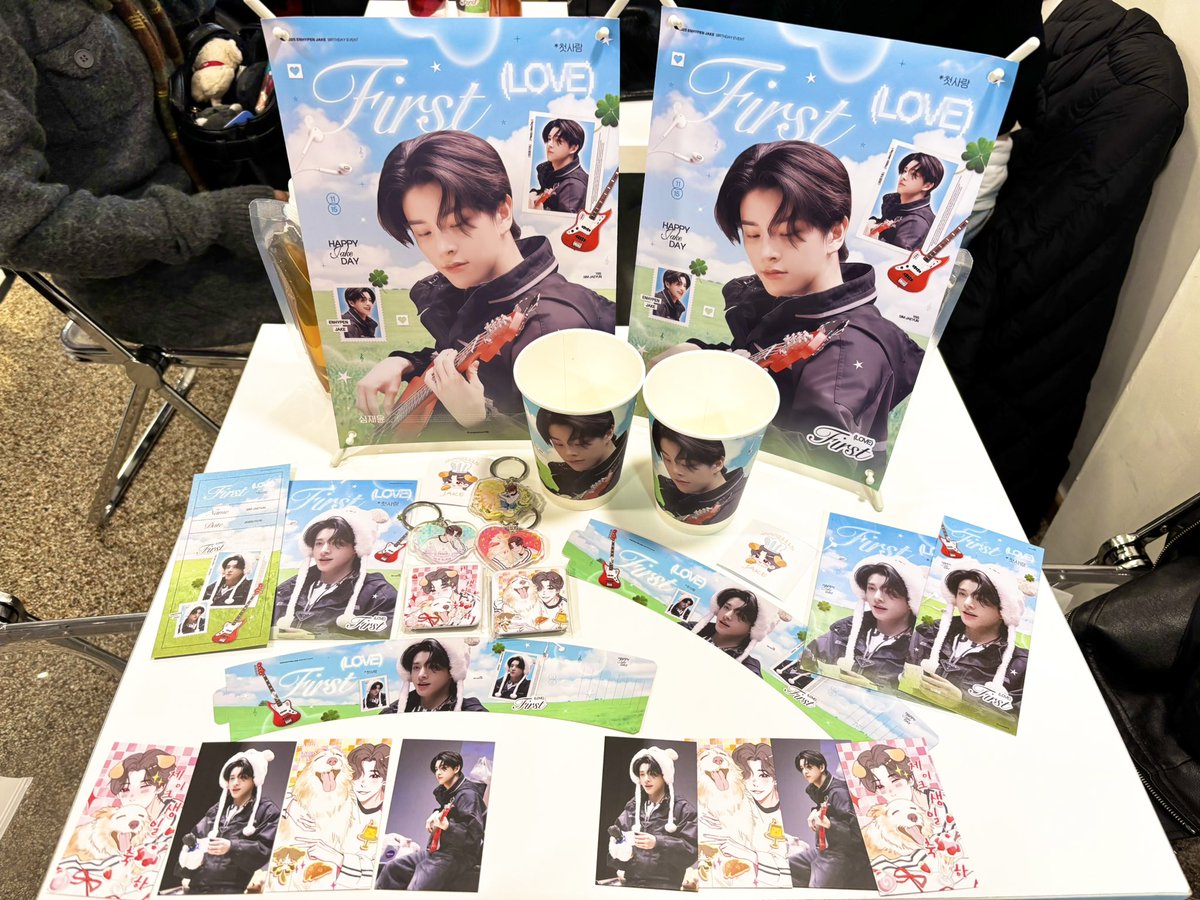 chi_en_sj's tweet photo. センイルカフェ4件目💐
ラキドロのイラストジェイクも素敵✨
#Firstlove_Jake https://t.co/4K2EVA8gmB