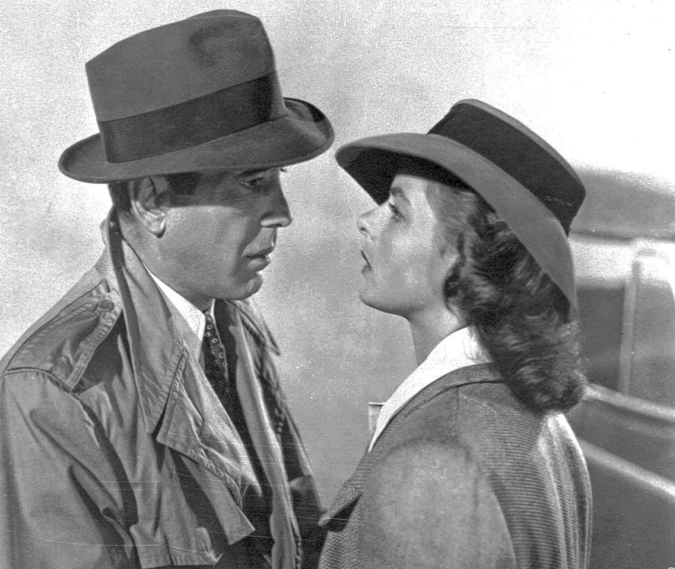 Bill_Owen's tweet image. #PREDICTION
#AIvideo is now almost perfect and getting better by the hour - look for filmmakers to resurrect dead actors. 
Casablanca II
Two years after the fog lifted, the world&apos;s most famous lovers are summoned back to the shadows. Humphrey Bogart and Ingrid Bergman return. . .