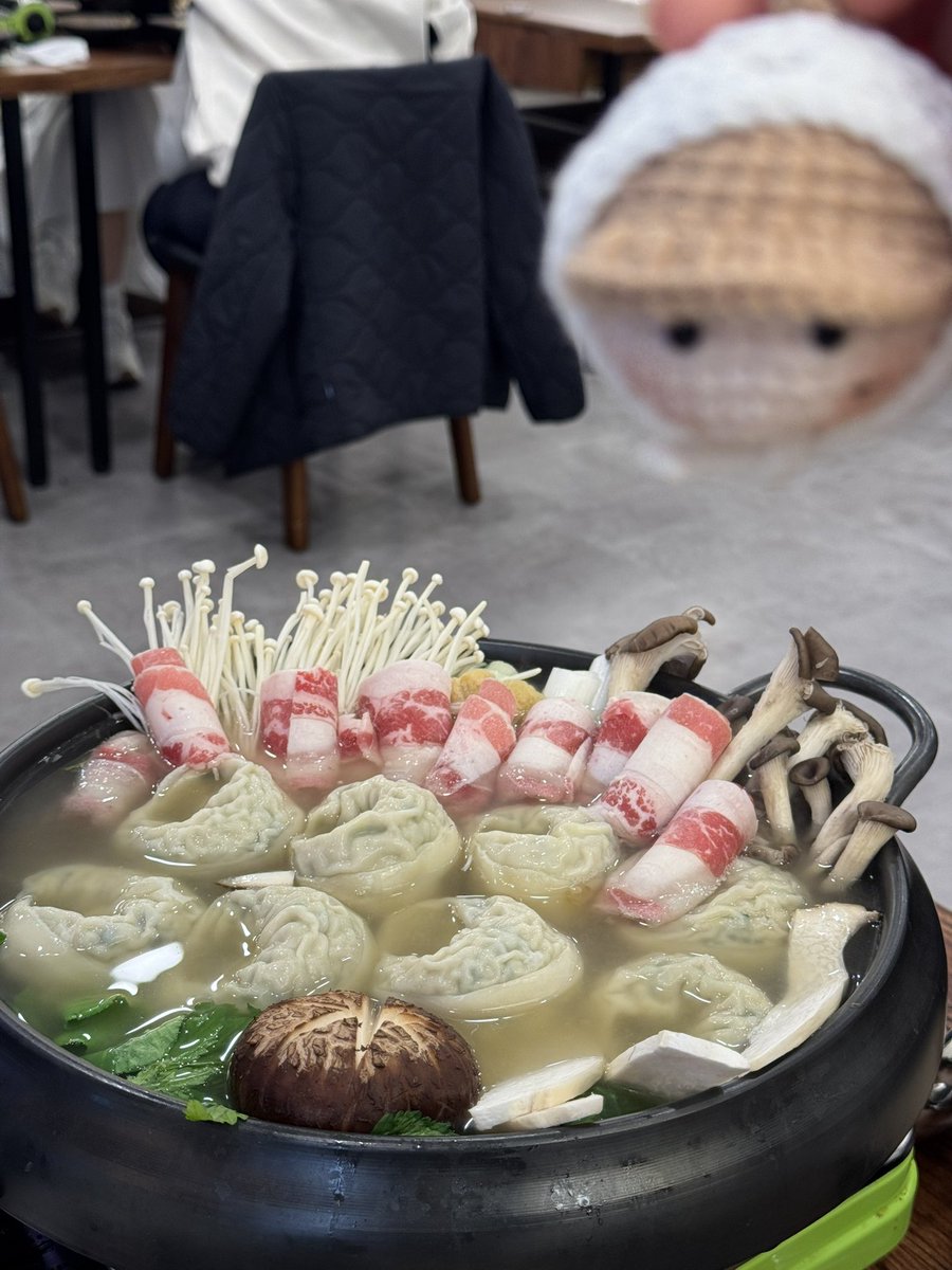 bakingsoda___'s tweet image. 20251116 FOODIE DIARY 

만듀전골.