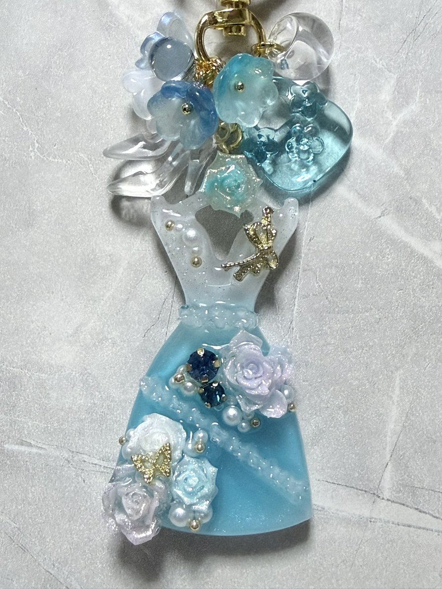 (๑・̑◡・̑๑)出品 (๑・̑◡・̑๑)出品