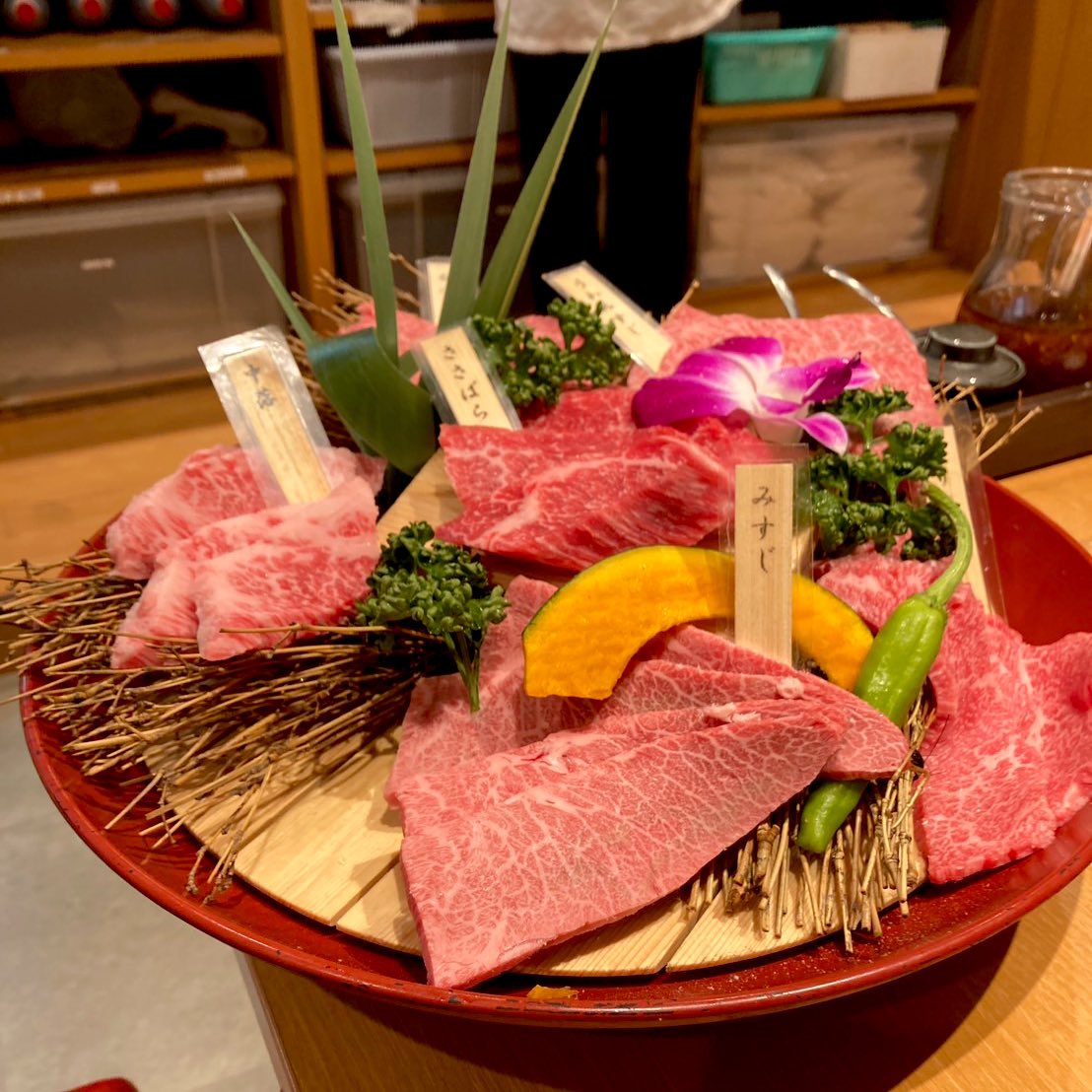 vpbd_3's tweet photo. 英語スクーリング参加した友達2人に会いに茗荷谷へ🥳

久々にスクーリング終わりの何名かとお会いできて嬉しかった👼👼

茗荷谷でちょろっと勉強してから
帰りに東京駅で見送り兼ねて焼肉🥩 https://t.co/NlvCeFFMd5