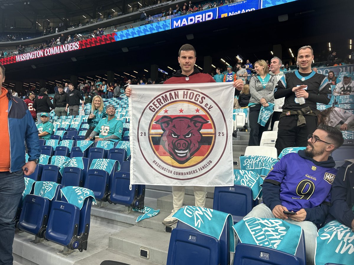 john_keim's tweet image. This is @Julian_Kuchen, one of around 20 fans who ventured here from Frankfurt.