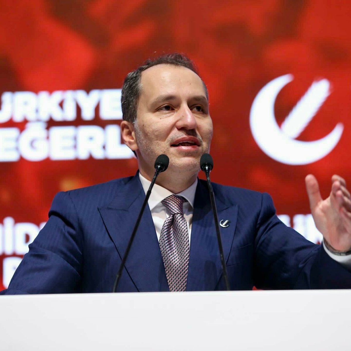 Fatih Erbakan: 

“Zinayı yeniden suç haline getireceğiz.”