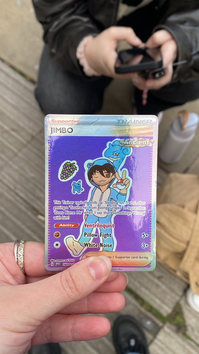 ech0bee's tweet photo. @olivia_mmay  these cards are so sick, actually gonna make a themed page around this in my binder when I get home! https://t.co/aqg2CK2k8e