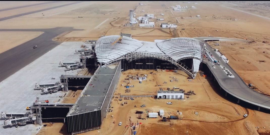 SaudiProject's tweet photo. #جازان على موعد مع افتتاح مشروعين نوعية خلال العام القادم:

- مطار الملك عبدالله الدولي
- وجهة سڤن الترفيهية https://t.co/0WWIboVlsI