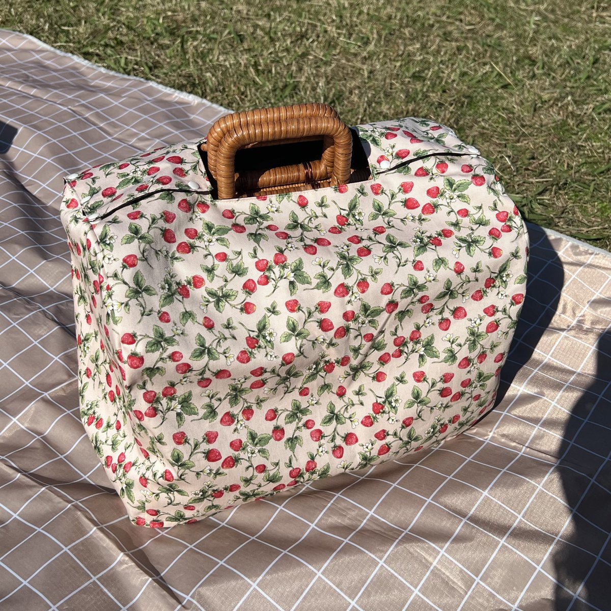 オーダーしてもらったおやすみカバー、完成品を見てめちゃくちゃ喜んで