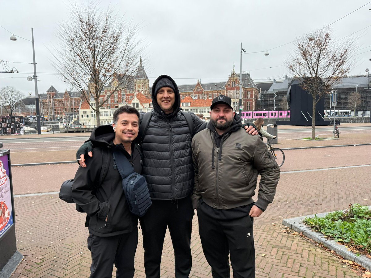 traderjayEMU's tweet image. What a banger trip and amazing team. Can&apos;t wait for the next guys. #hackersteam