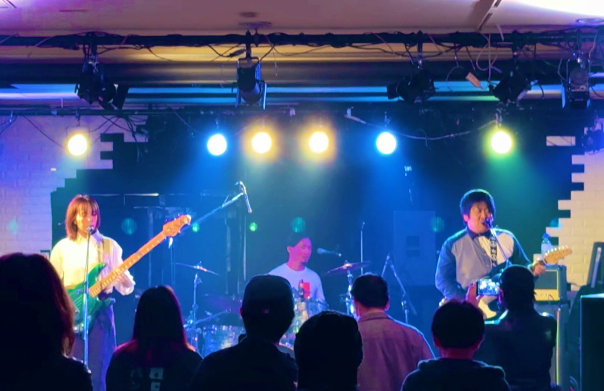 WQ0529's tweet image. スター魂vol.39
ありがとうございました❣️

お越しいただいた皆さま、対バンしていただき皆さま
本当にありがとうございました。

次回は…
✅12月6日〔土〕！
✅三国ヶ丘FUZ！
✅今年の集大成！
✴️【FUZZノンフィクションⅢ】です！

よろしくお願いします🙇‍♂️
#FUZZノンフィクション 
#三国ヶ丘FUZZ