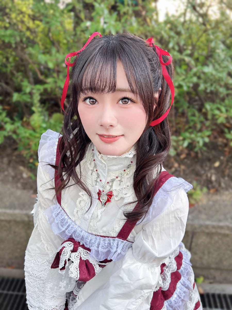 奇跡の一枚2025 🫧🦇❤️‍🩹🖤𓈒𓂂𓂃𓈒𓏸 #声優🐈🐈‍⬛ 《#長谷川玲奈