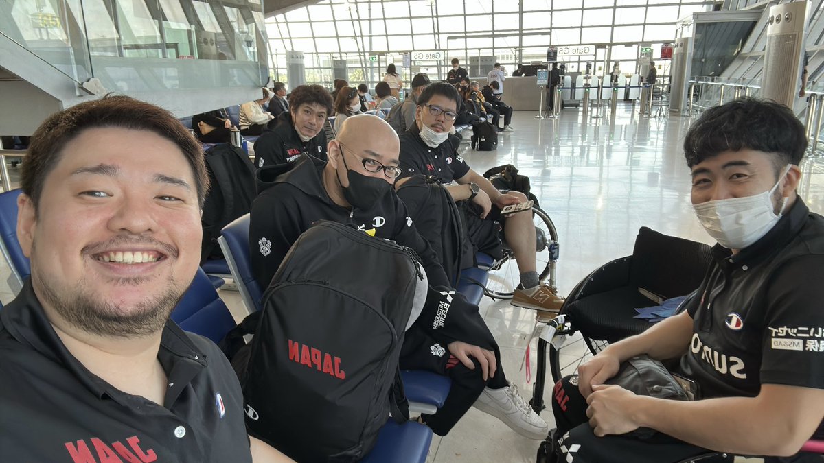 帰国しました！
数日間に渡る熱い応援、
本当にありがとうございました！！！🙏

🐼💤