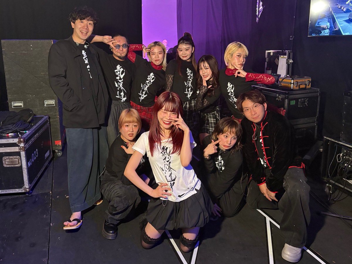 氣志團万博にてアイナ・ジ・エンドのサポートでした🎹 初めましてだったけど皆温かく迎えてくれたのでどかーんとぶちかませて楽しかったです！わんわん！🐕