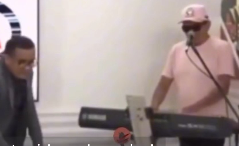 Draw_kall_ofc's tweet image. Eu fiz o encourado pensei em da o nome de Marcelo pra ele