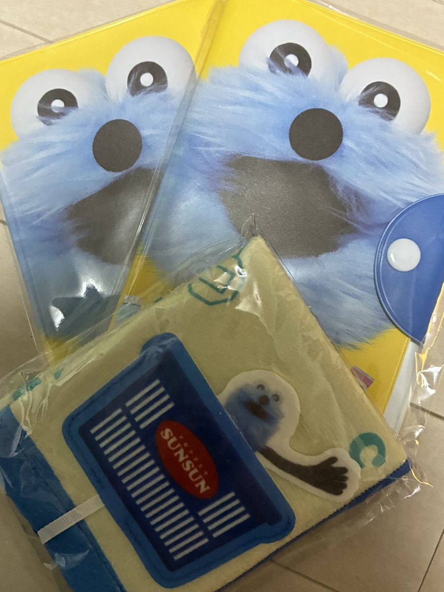 近くのマツキヨにこれだけあったから買ってきたよ。人気だから色々無かった
(´；ω；｀)

明日会社近くのも見てみよう。

スンスンかわいい"(∩>ω<∩)"