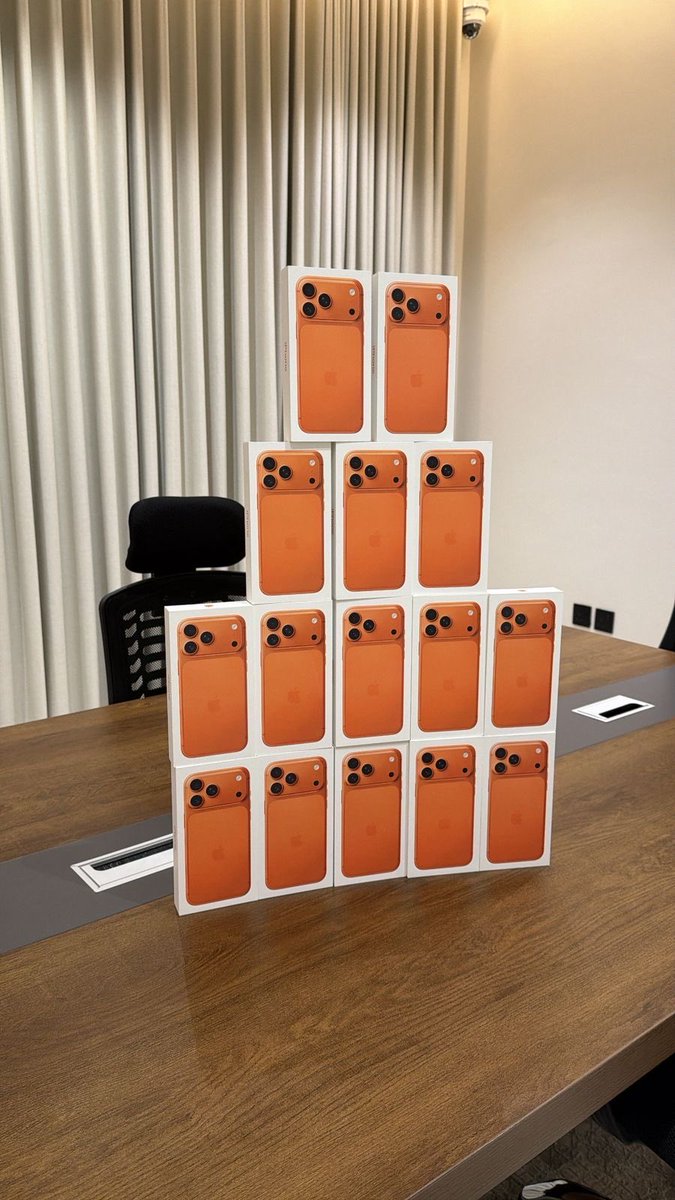 وصصصصلت و في طريقها إلييييكم 😎📬

بشر صدت لك واحد ولا فاتتك؟ 👀