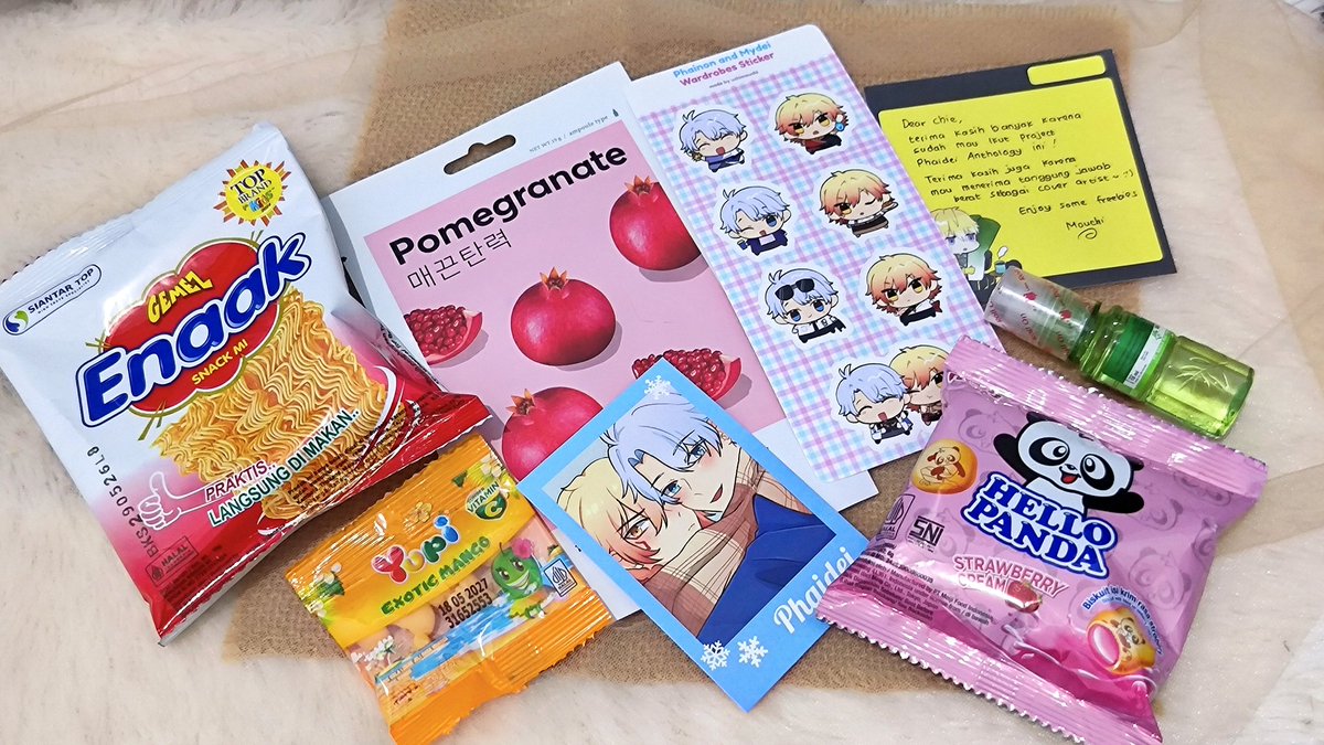 abonside_dish's tweet image. Freebies and warm message from the head mod of phaidei &quot;anamnesis&quot; anthology mouchi. Thank you for inviting me to do my first phaidei project at CFA21 and for handling the project from start to make it safely in all the phaidei enjoyer hands ❤️ @uchimouchi