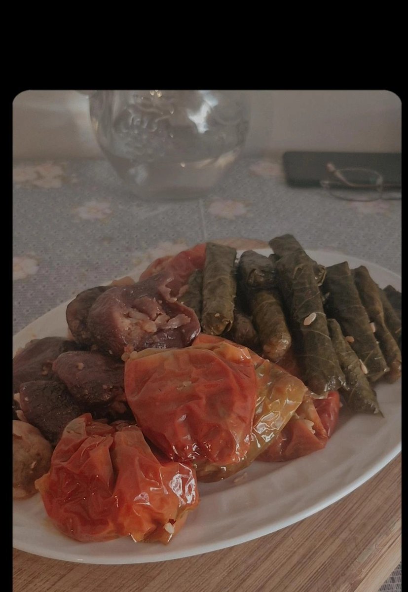 ipek_ugur's tweet photo. Emek benim işim... Lezzet ise yan etkisi 😉 https://t.co/m2bJAK49q0