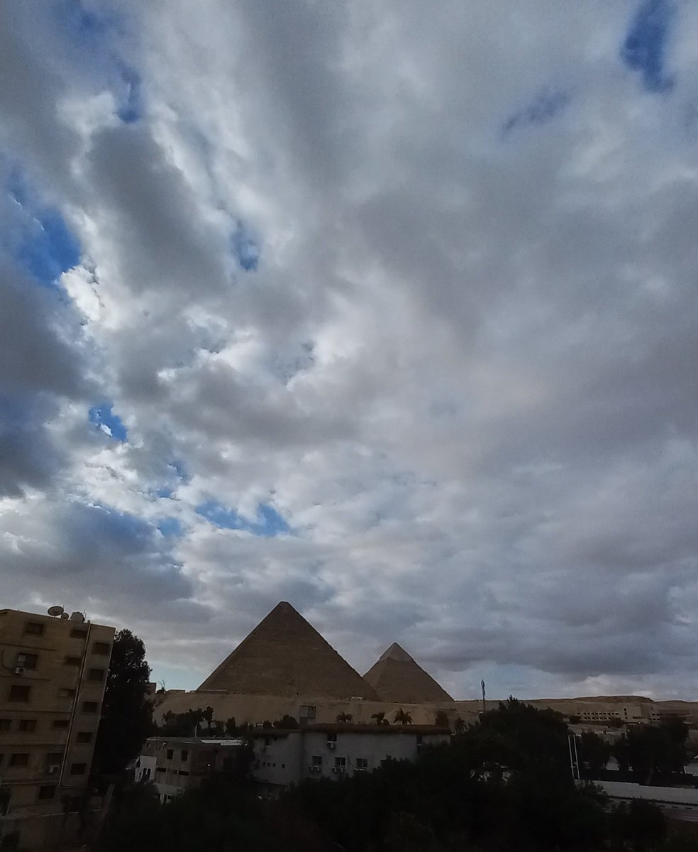 View from the rooftop of my office. 事務所ねの屋上からの景色。カイロも随分涼しくなりました。