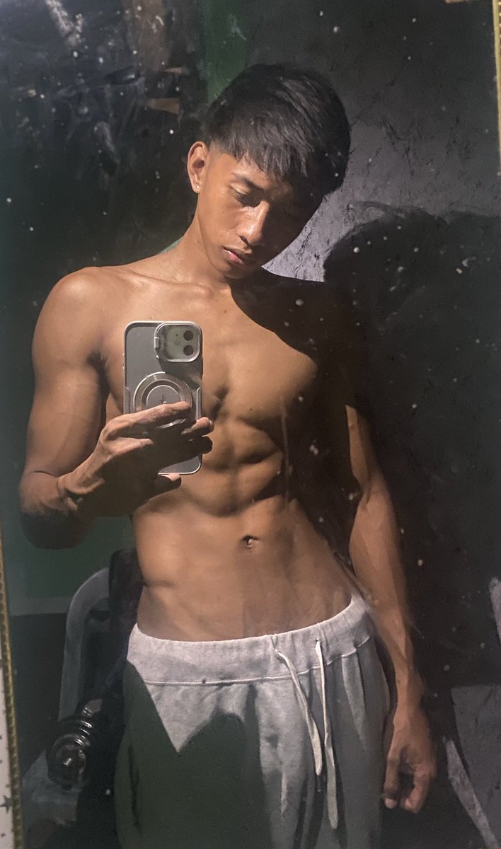 Sam tweet media
