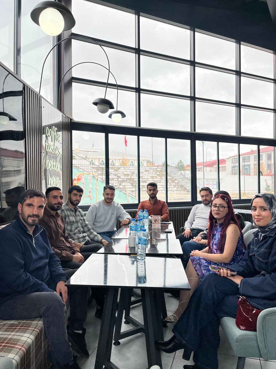 uniakbitlis's tweet photo. Haftalık yürütme kurulu toplantımızı ÜniAK Başkanımız Sn. @nurullahilbarss öncülüğünde gerçekleştirdik.
Alınan kararların hayırlara vesile olmasını diliyoruz. 🚀🧡😎

@RTErdogan @T_Bedirhanoglu
#ÜniAk #ÜniAkBitlis https://t.co/ujJtraLzuF