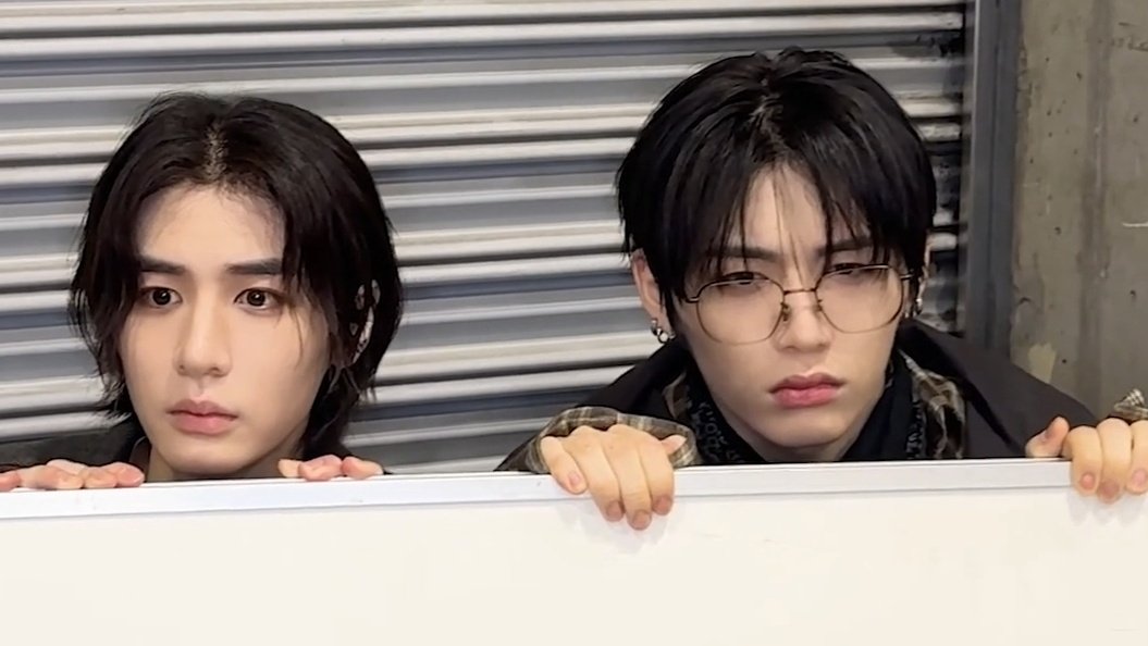 gongfourz you're the cutest 😭😭🤍🤍