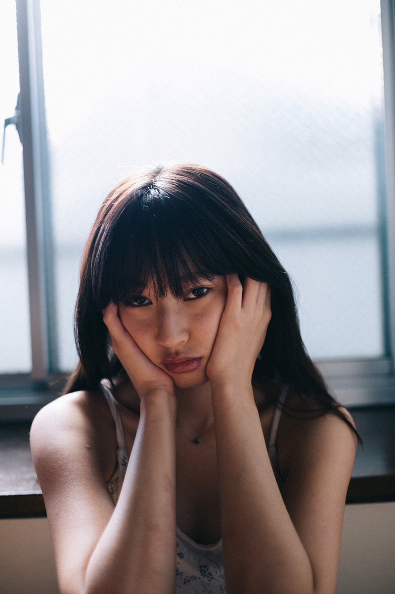 Takumi_Shinoda's tweet photo. なんでもない日の、なんでもない気持ち。
#portrait #filmlook #morninglight #dailyemotion
#写真で伝えたいこと #静かな時間 #感情の写真 #日常ポートレート https://t.co/SDspE81OdD
