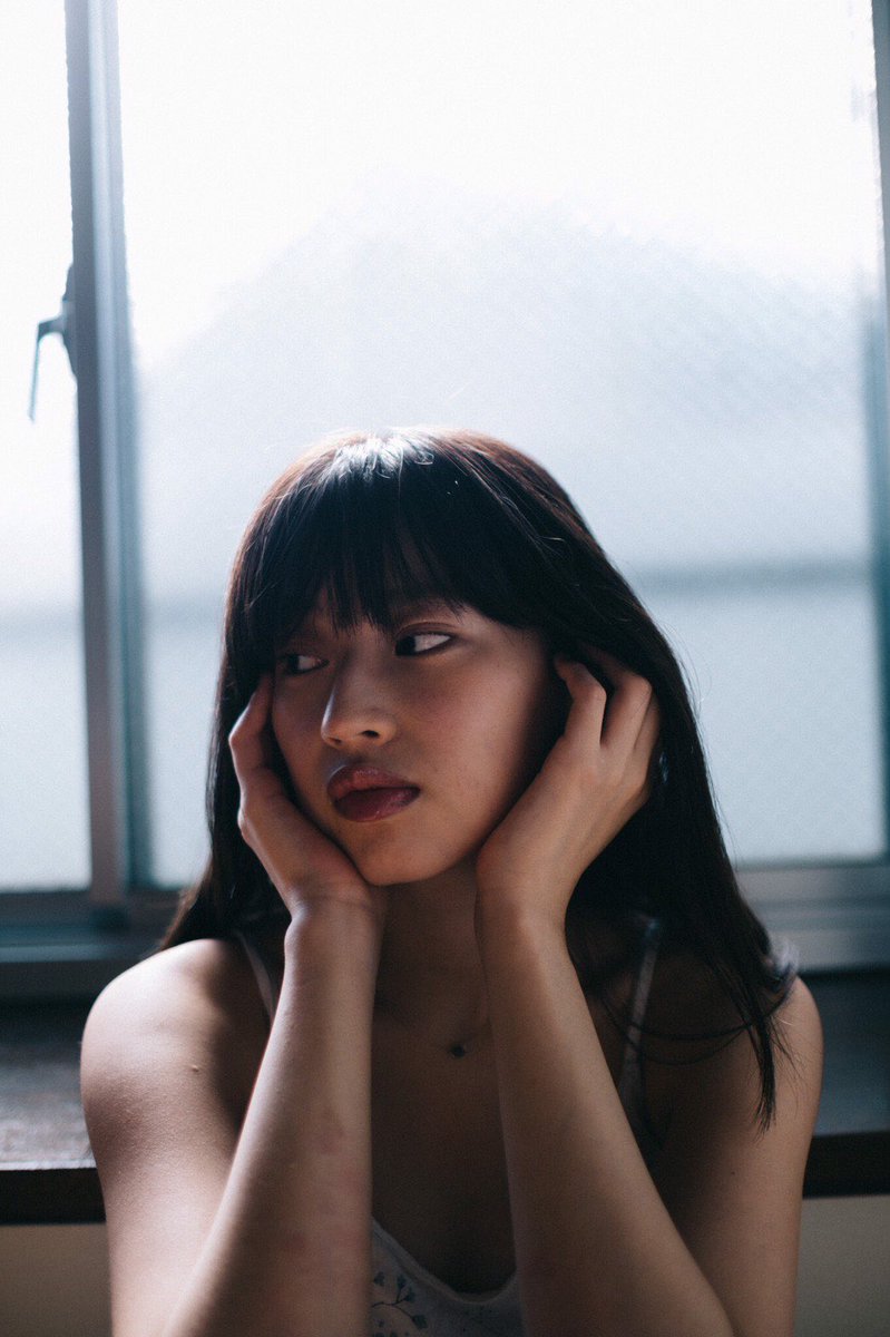 Takumi_Shinoda's tweet photo. なんでもない日の、なんでもない気持ち。
#portrait #filmlook #morninglight #dailyemotion
#写真で伝えたいこと #静かな時間 #感情の写真 #日常ポートレート https://t.co/SDspE81OdD