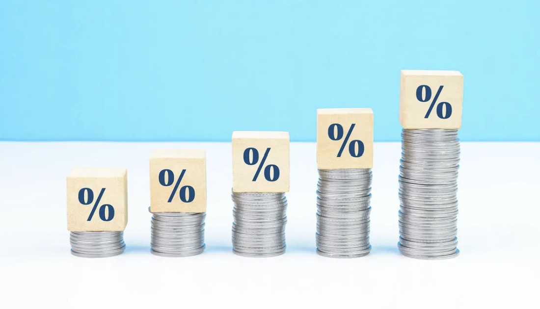 ⚖️Inégalités fiscales entre milliardaires et contribuables moyens
➡️Raison : la faillite de l’impôt sur le revenu
➡️Pour les milliardaires, il ne représente que 2% de leurs revenus
➡️L’essentiel passe par l’IS (23%), dont une grande partie est acquittée hors de 🇫🇷
📖G Zucman