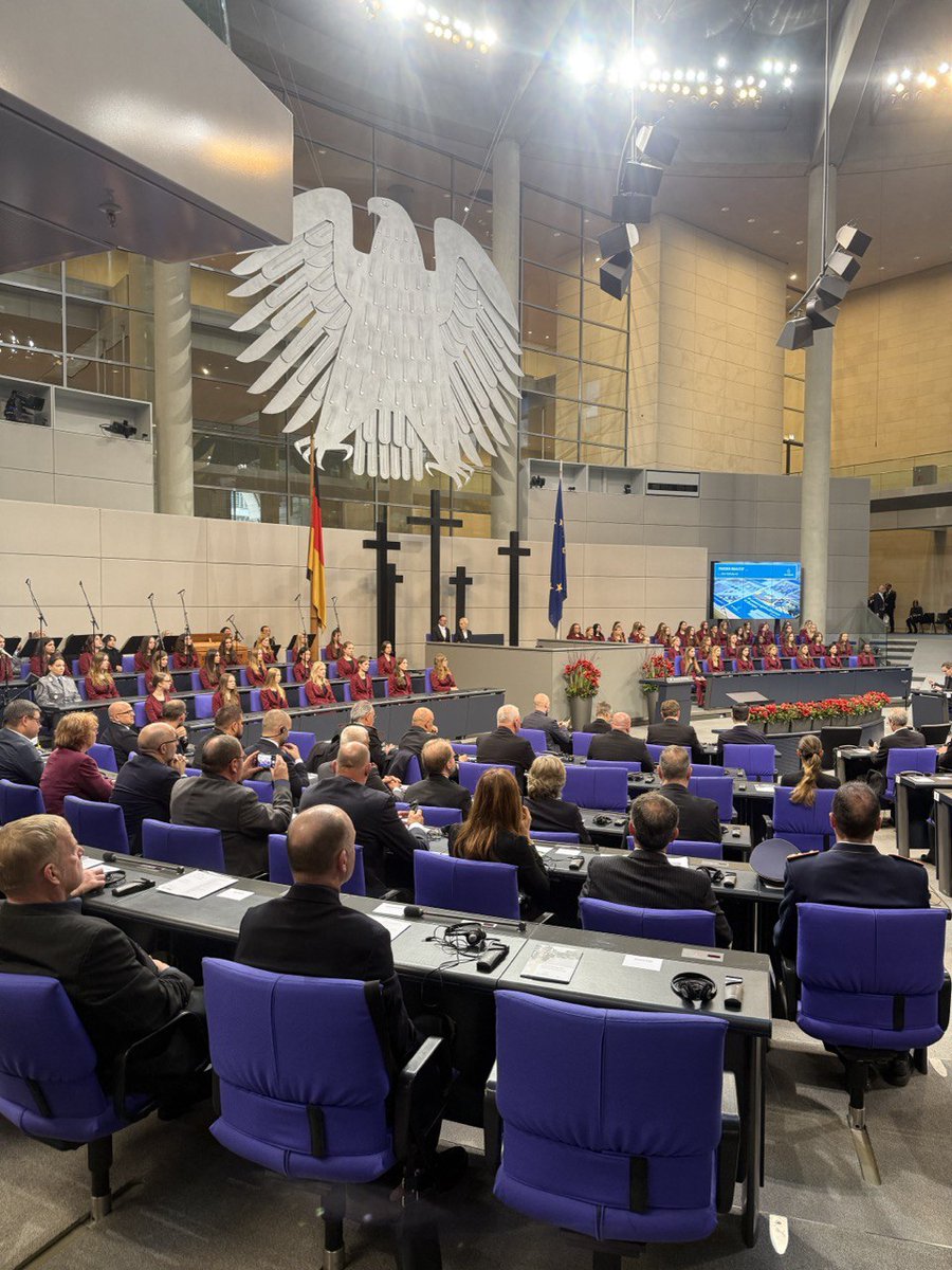 Rainer #Galla, Ihr #AfD-Bundestagsabgeordneter zum #Volkstrauertag: "NIE WIEDER #KRIEG!"

Für meinen Wahlkreis nehme ich an der #Gedenkstunde des „Volksbund Deutsche #Kriegsgräberfürsorge“ im Plenarsaal des Deutschen #Bundestag|es teil. 

rainer-galla.de/rainer-galla-n…