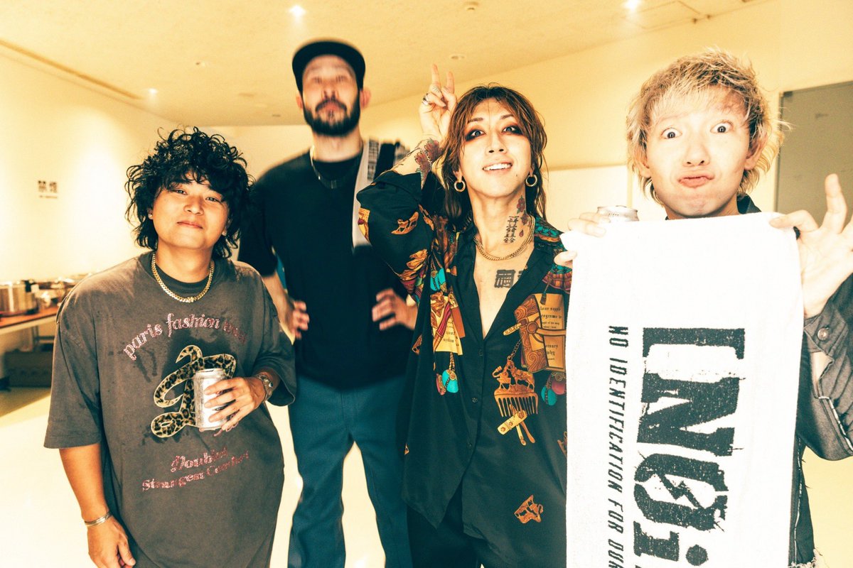 super_beaver's tweet photo. 【#SUPERBEAVER 】

『都会のラクダ TOUR 2025
〜 #ラクダトゥギャザー 〜』

沖縄コンベンションセンター劇場棟

素晴らしいライブでした！
楽しい時間を共に過ごせて最高です！

沖縄これからもたくさん帰って来ます！
ありがとうございました！！

photos by @nekozephoto https://t.co/aWQNoC8Dwo