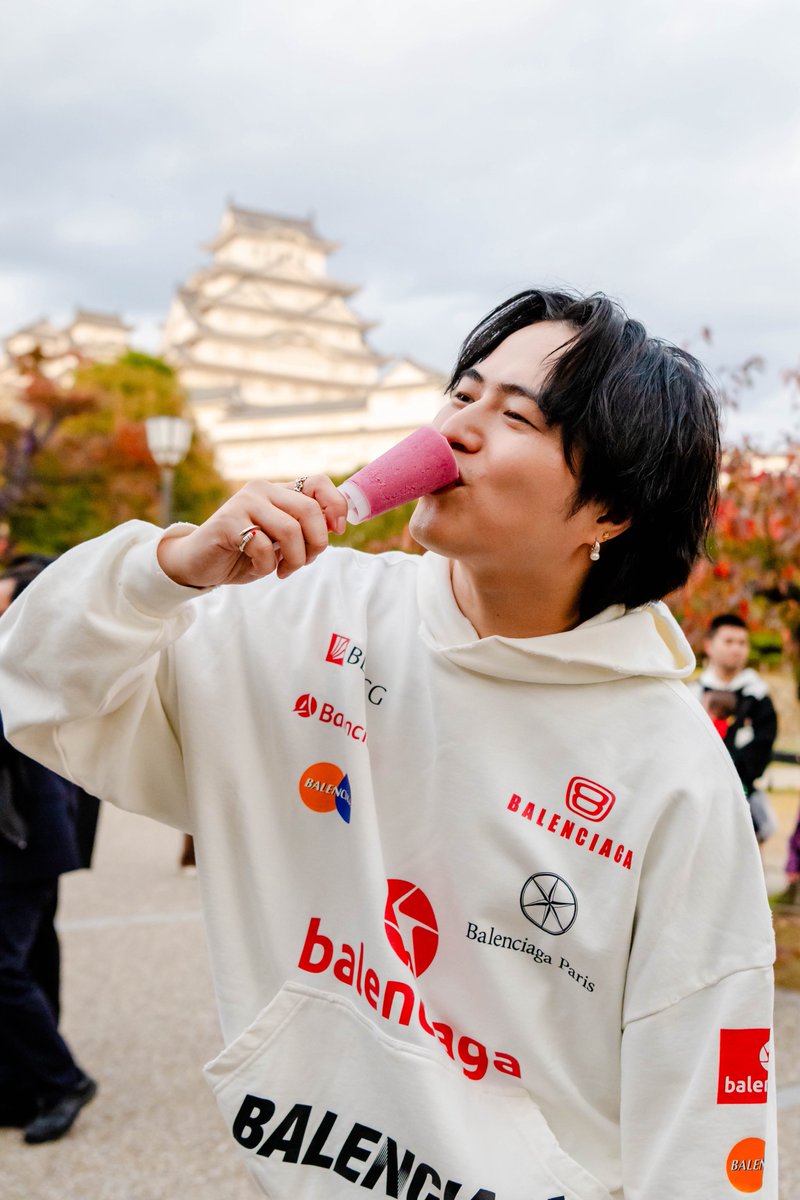 yudai_vo's tweet image. NOVELCITY限定の初めての誕生日バスツアー
こんなに距離の近いイベントは初めてでしたが本当にやってよかったと思う。ファンのみんなのことがもっと大好きになりました。
今年で1番たくさん笑ったかもね。
幸せをいっぱいありがとう。また必ずやろう。
いい写真が多いのでインスタには20枚載せてます。