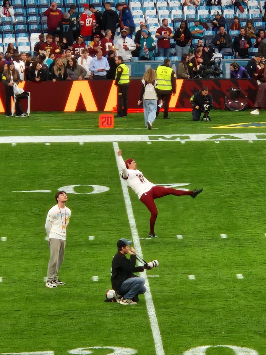 SuperGeige's tweet photo. 😍 #HTTR https://t.co/vnk5Kft87y