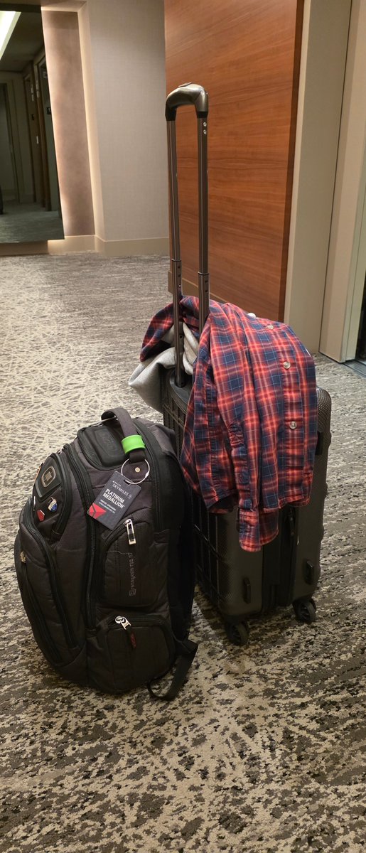 vrapolinario's tweet image. Let&apos;s do this! #MSIgnite #AzOps