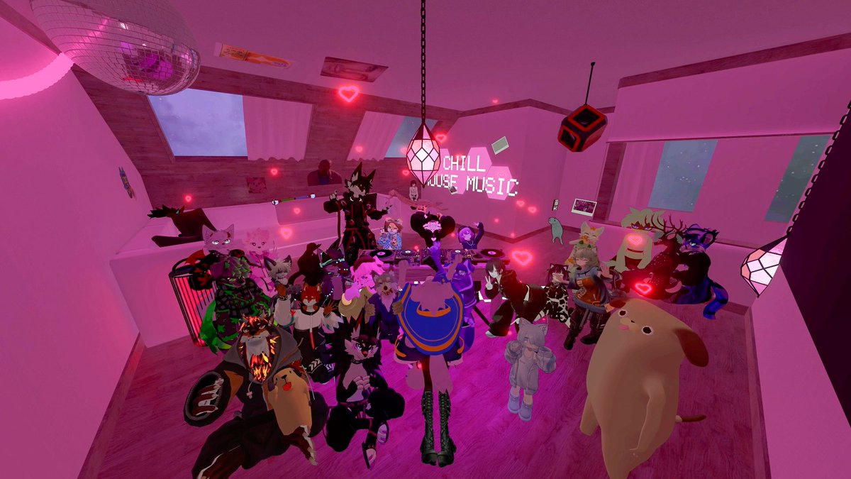 Funkychi_VRC tweet media