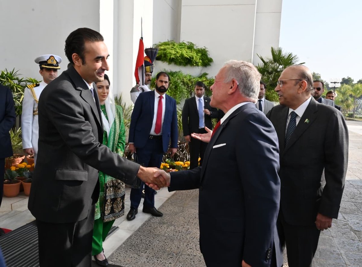 AseefaBZ's tweet image. An honour and privilege to welcome His Majesty King Abdullah II ibn Al Hussein to Pakistan 🇵🇰 

🇵🇰 🇯🇴
