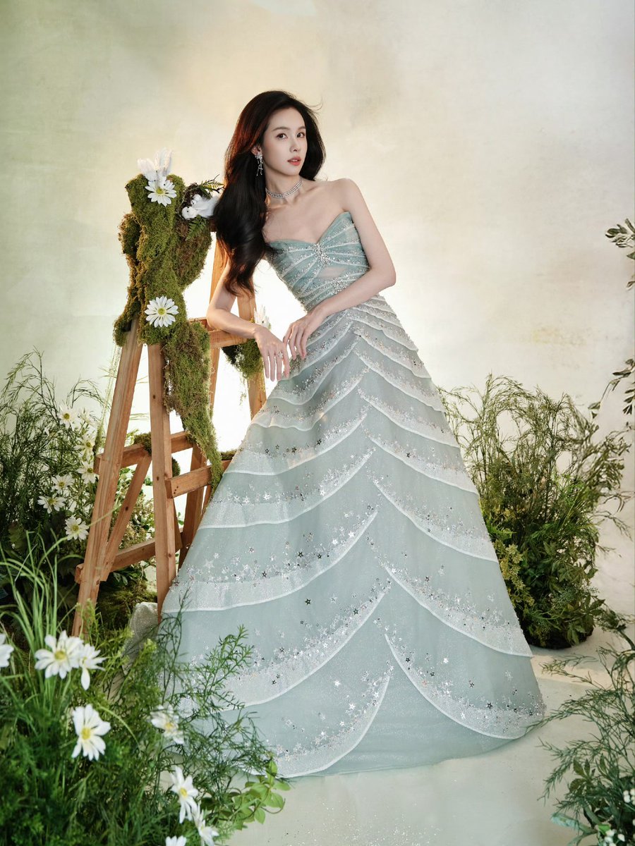 csmii_me's tweet image. Shimmering like a star 💫
#เฉินตูหลิง #ChenDuling #陈都灵 #진도령