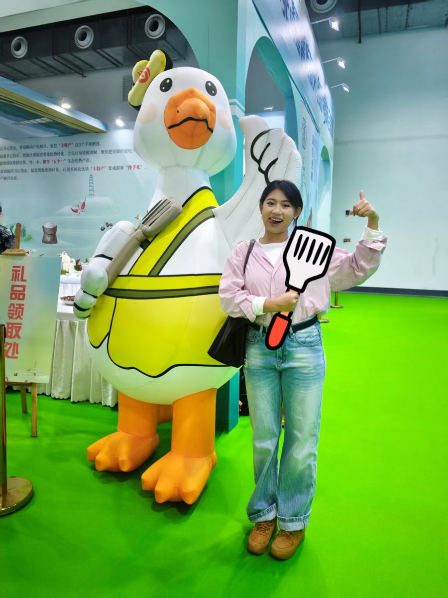 HolaFujian's tweet photo. Smoked goose cooking competition. Which one do you think will win? #ChineseTea #TeaExpo #TeaMachine
@HolaFujian @fujiantravel @XinhuaChinese @XinhuaTravel @xuejianosaka @QiushiJournal https://t.co/BdVFHaSV5I