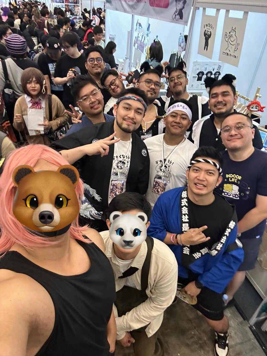 bopo_jodhipati's tweet image. Otsukare para bear tachi 🤣
Pada gemoy2 amat asliikkkk 

@DombaAres 
@spiritednoway 
@minoanrage 
@kinghellsert_ 
@sundewboy 
@Riyank21 
@Lobangsemut2
@winnieongg 

Jujur setelah melihat mereka aku merasa kecil 🥲 pengen segemoy mereka tolong 🥲

Doi ku aja sampe sumringah banget…