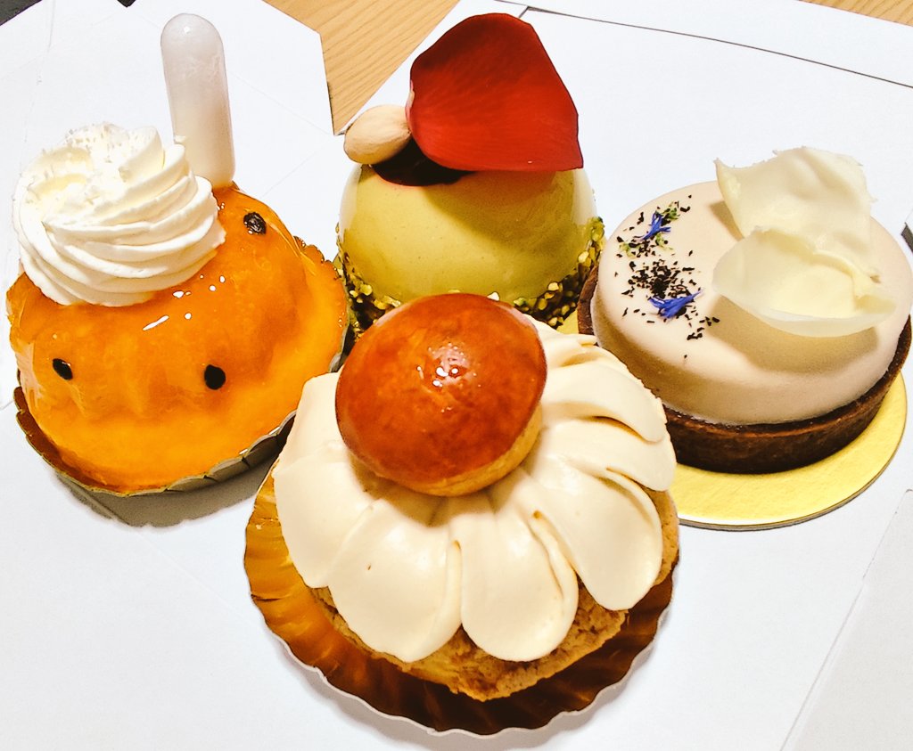 とっても楽しかったです🙌🎉
🐉誕のお祝いでいっぱいケーキやら美味しいものを食べて語らいました〜〜