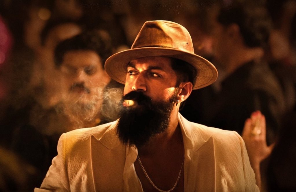 Then:
People doubted and laughed at him when he said Kannada Cinema bere level hogutte, but bro silenced them in style with KGF 

Now:
More people barking the same and underestimating him. 
Everything thing will be answered with #ToxicOnMARCH19th 😌
#YashBOSS